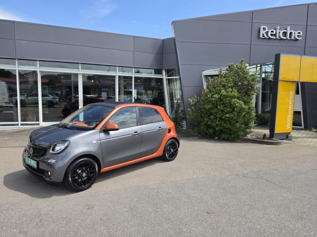 Bild des Angebotes Smart forfour edition #1 AT+NAV+RFK+PANP+SHZ+JBL+ACC