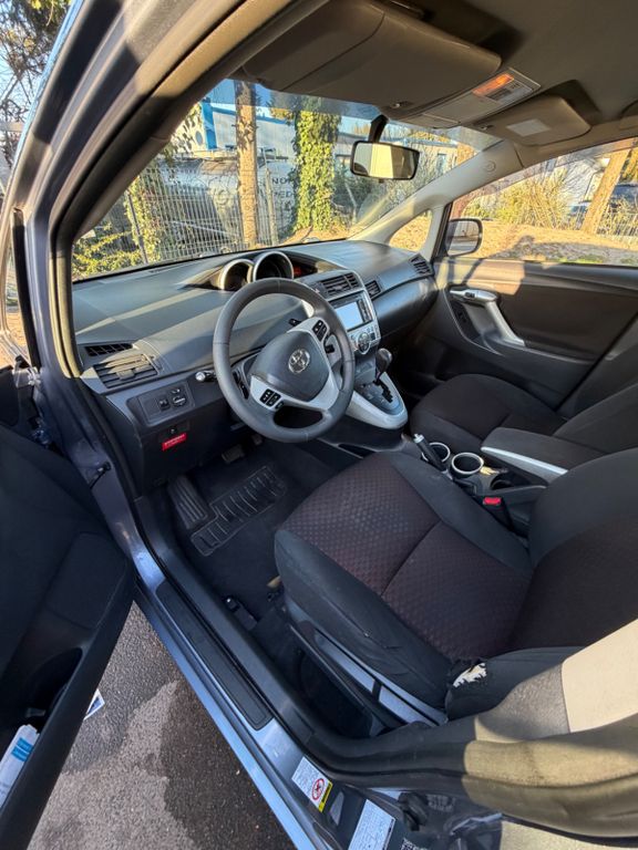Bild des Angebotes Toyota Corolla Verso