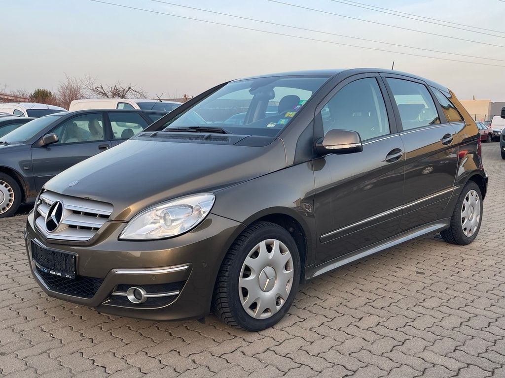 Bild des Angebotes Mercedes-Benz B 180 CDI, 1.Hand, Klima, AHK, TÜV 08.2027