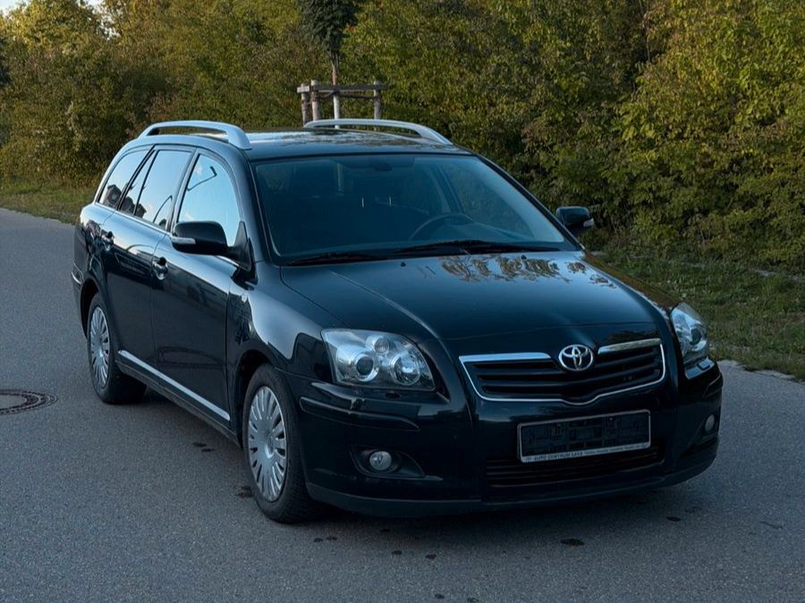 Bild des Angebotes Toyota Avensis Combi 2.0 D-4D