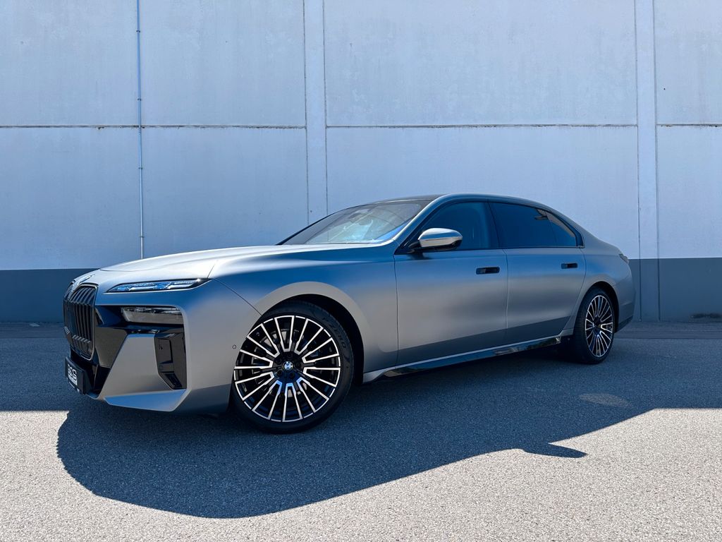 Bild des Angebotes BMW 740 d xDr M Sport |VOLLAUSSTATTUNG|MWST AUSWB.|