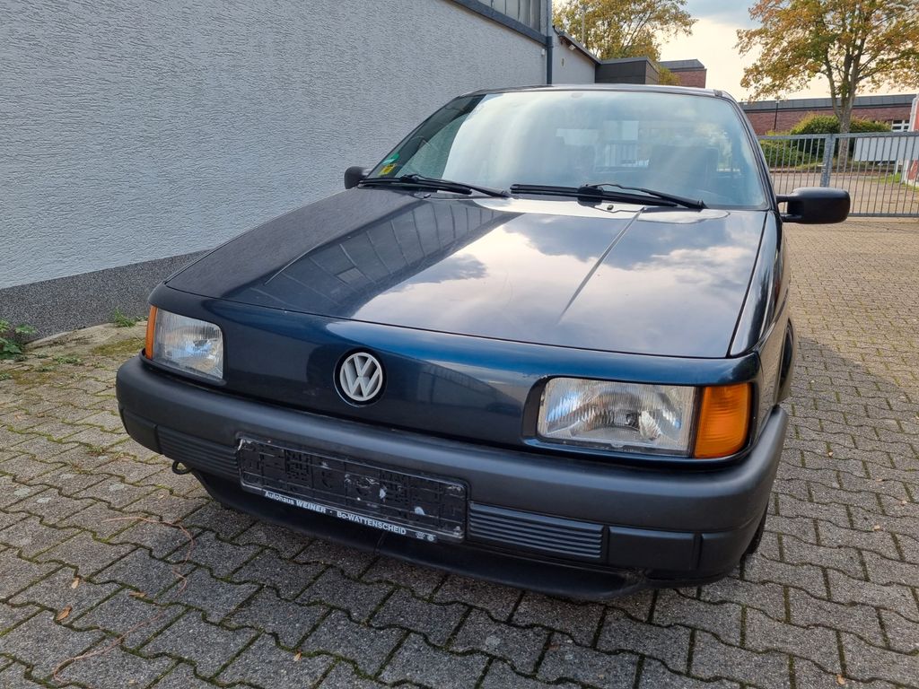 Volkswagen Passat 35i CL  1.8