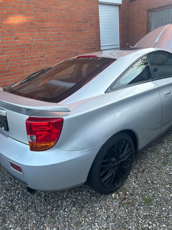 Toyota Celica 1.8 -Vvti