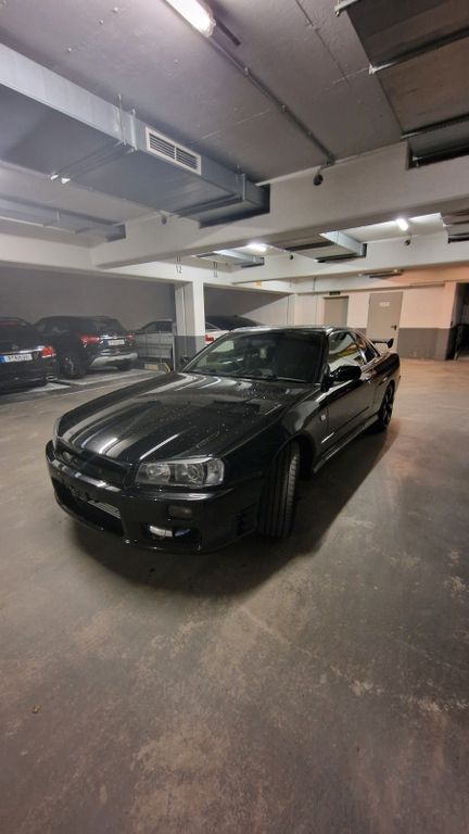 Nissan Skyline