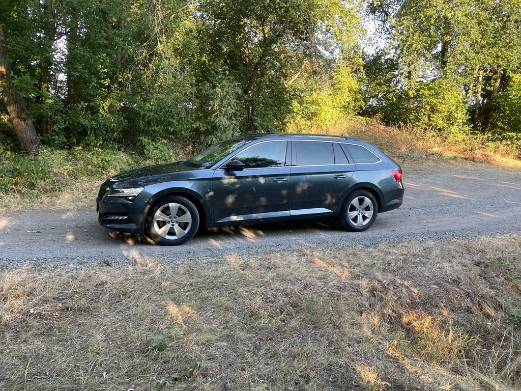 Bild des Angebotes Skoda Superb 2.0 TDI SCR AMBITION Combi AMBITION