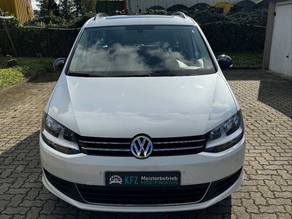Bild des Angebotes Volkswagen Sharan Match Keyless*Pano*Sitzheizung*1.Hand
