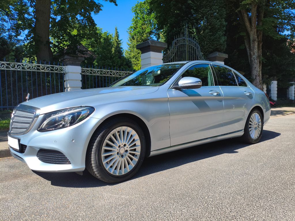 Bild des Angebotes Mercedes-Benz C 400 4MATIC EXCLUSIVE Autom. (AMG, LED, Cam)