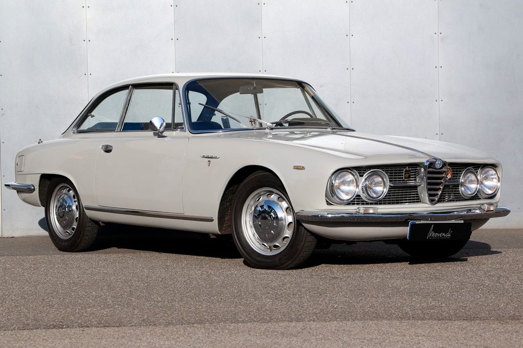 Bild des Angebotes Alfa Romeo 2000 Sprint Coupé, 1 von 704 gebauten