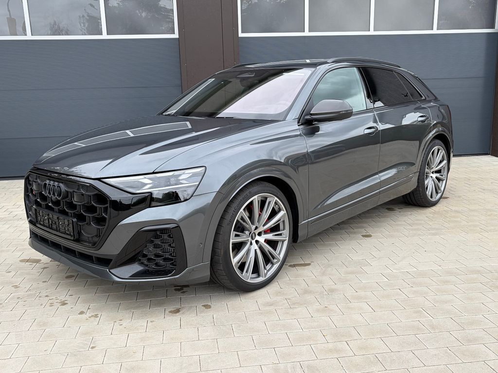 Audi SQ8 4.0 TFSI quattro DAYTONA/CARBON/MASSAGE