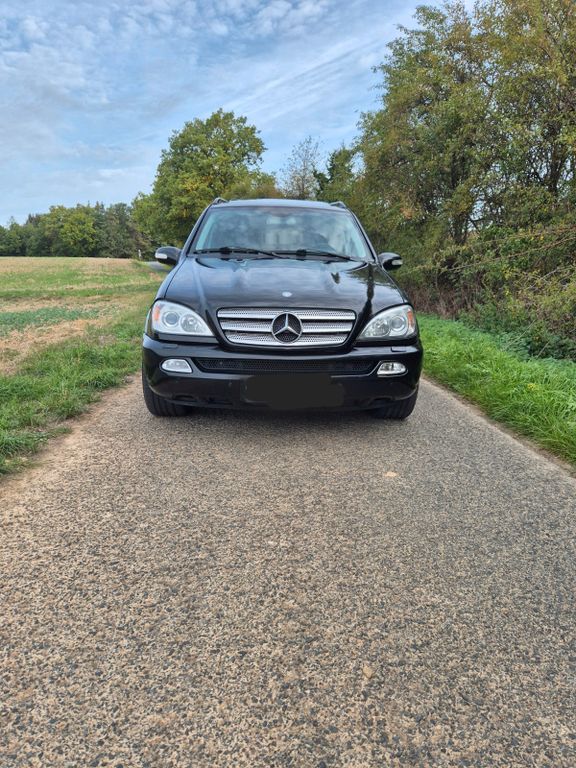 Bild des Angebotes Mercedes-Benz ML 400 CDI Final Edition