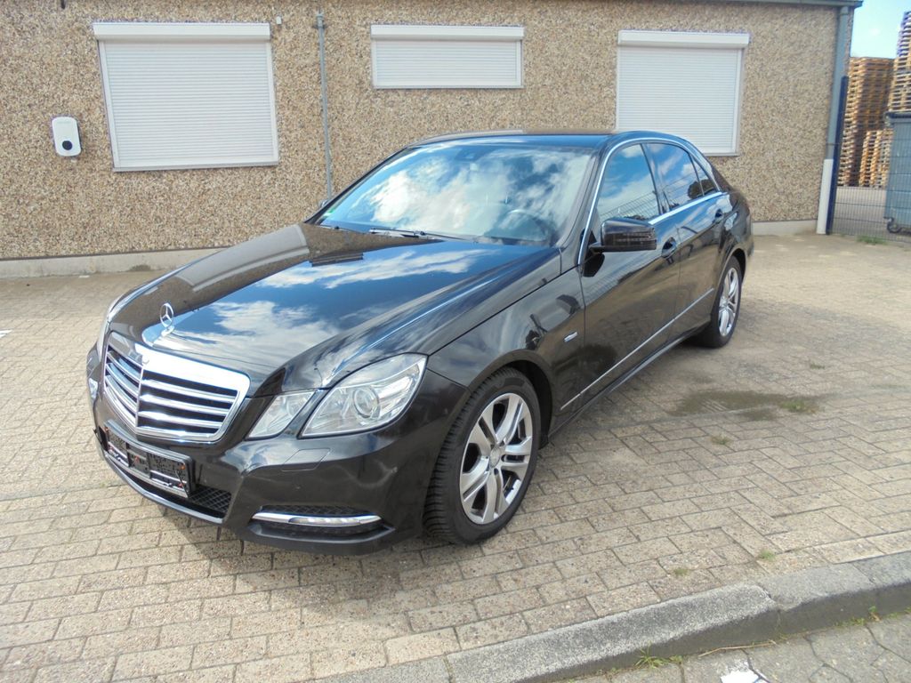 Bild des Angebotes Mercedes-Benz E 220 CDI BlueEfficiency Avantgarde Automatik