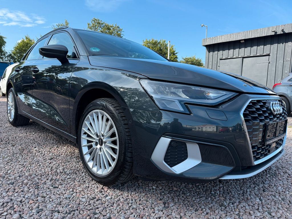 Bild des Angebotes Audi A3/Automatik/1.Hand/CarPlay/Klimaauto./Tüv-Neu