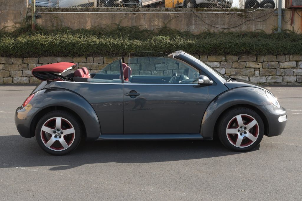 Bild des Angebotes Volkswagen New Beetle Cabriolet Dark Flint S