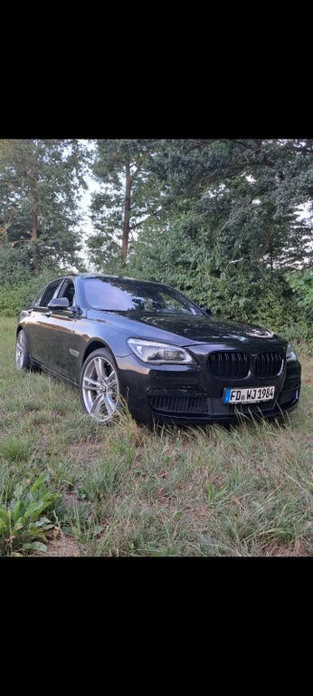 BMW 750d xDrive - M Paket