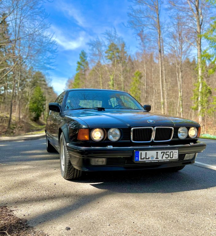 Bild des Angebotes BMW 750
