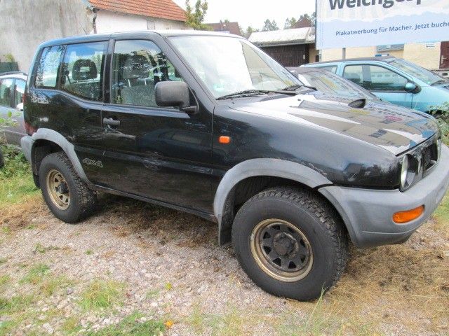 Nissan Terrano 2,*AHK 2800kg,4x4,Benzin 2.4*Reifen neu!
