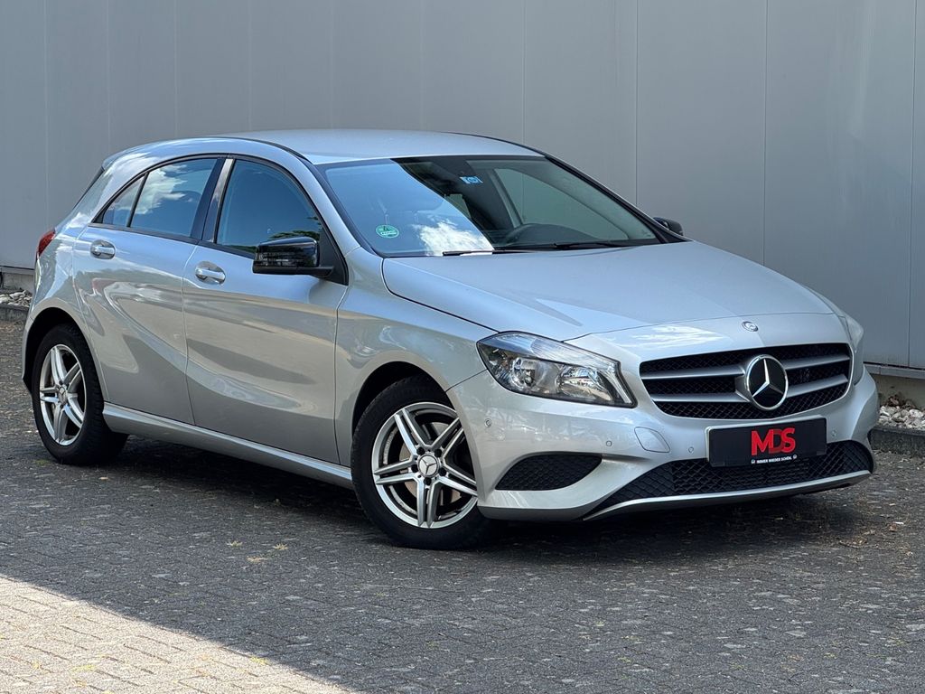Bild des Angebotes Mercedes-Benz A 200 Blue Efficiency *Tempomat*2. Hand*PDC*AUX*