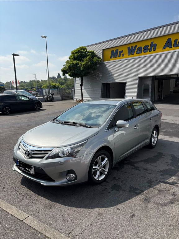 Bild des Angebotes Toyota Avensis Combi 1,8-l-Valvematic Multidrive S ...