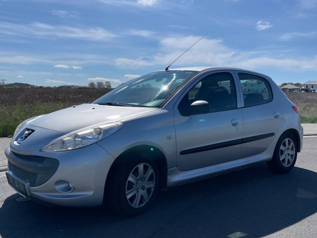 Bild des Angebotes Peugeot 206+ 1.4 TÜV neu