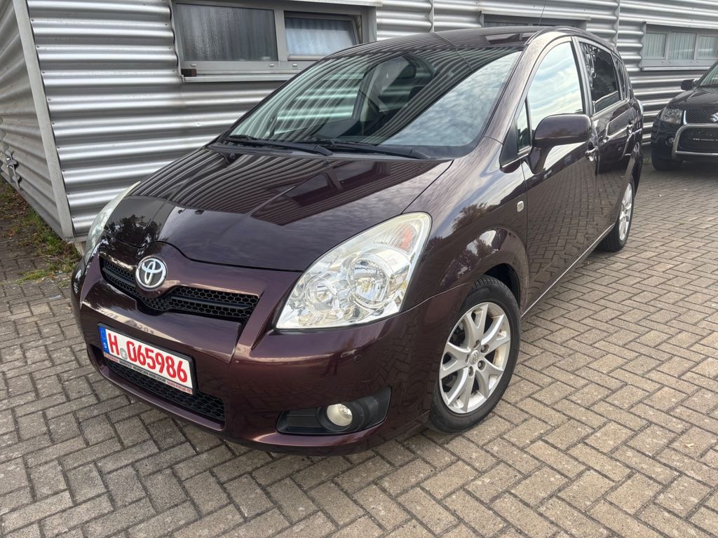 Bild des Angebotes Toyota Corolla Verso 2.2 1.HAND/DIESEL/7.SITZER/TÜV 27