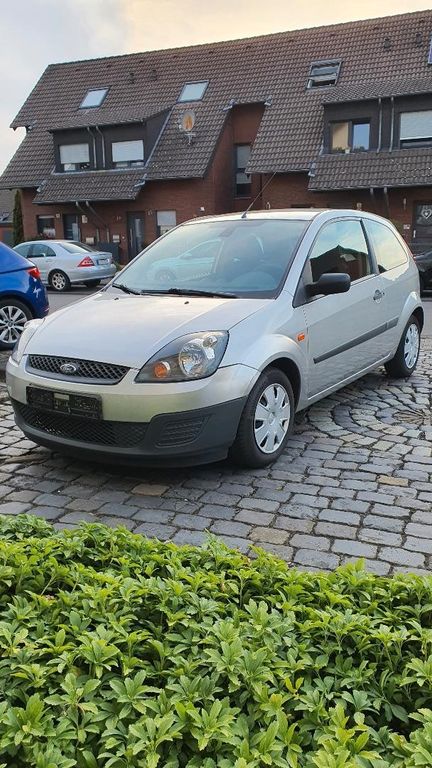 Bild des Angebotes Ford *FIESTA*1.3*FUN*ORIGNAL*111.000KM*TÜV*NEU*KLIMA*