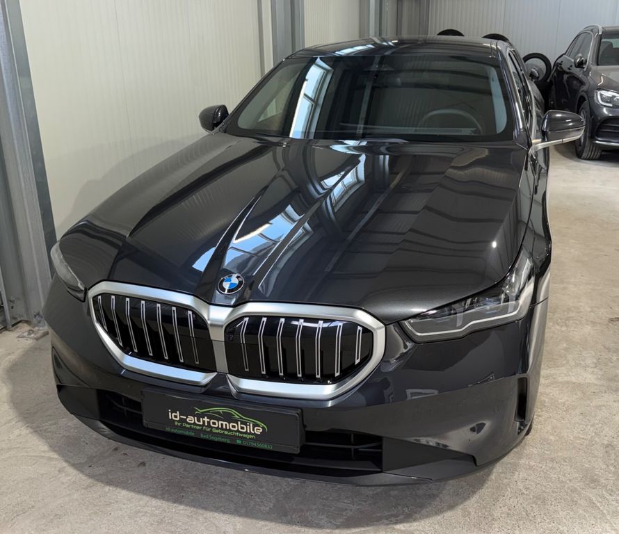 Bild des Angebotes BMW 520i Limousine, Head-UP, Bowers&Wilkins, 1 Hand