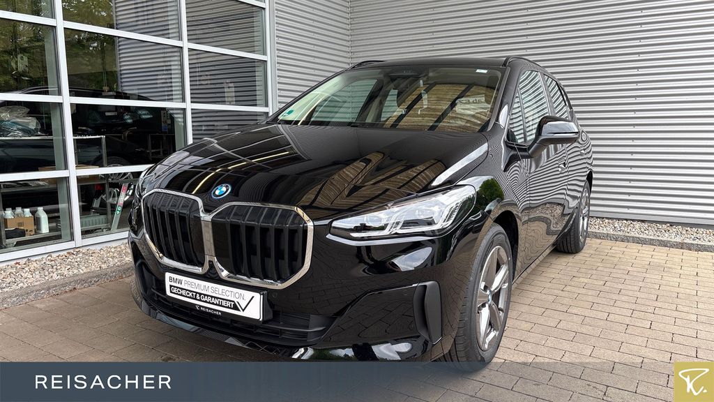 Bild des Angebotes BMW 230e A xDrive Active Tourer AHK,LCProf,HUD