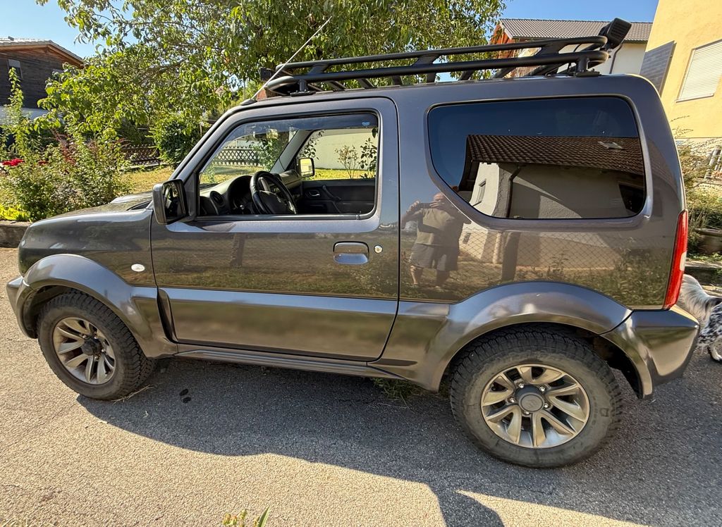 Bild des Angebotes Suzuki Jimny 1.3 4WD
