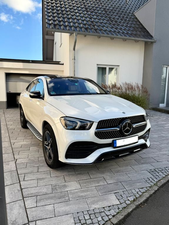 Bild des Angebotes Mercedes-Benz GLE 400 d 4MATIC AMG Line Garantie