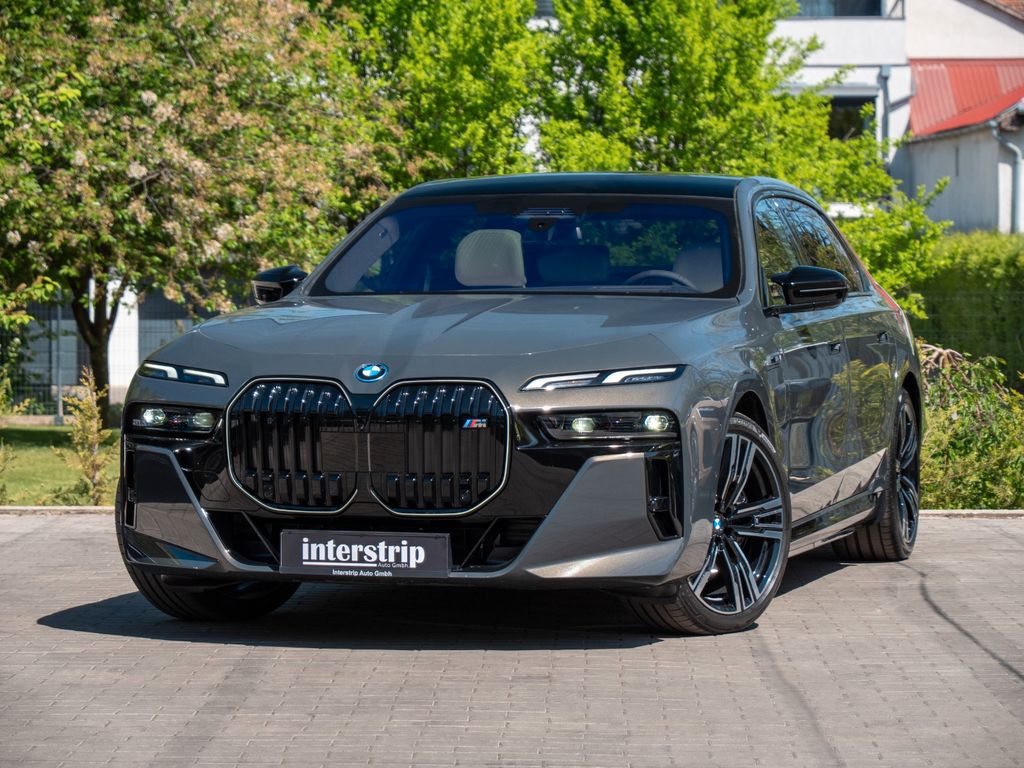 BMW M760e .TOPZUSTAND.INDIVID.EXECUT.B&W.SKY.5/100