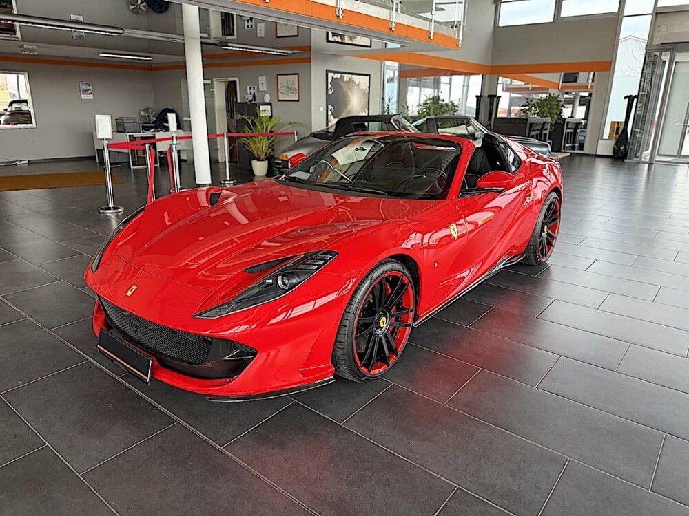 Bild des Angebotes Ferrari 812 GTS Carbon Paket Lift