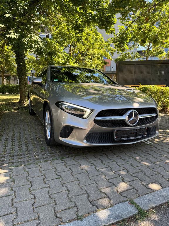 Bild des Angebotes Mercedes-Benz A 200 d