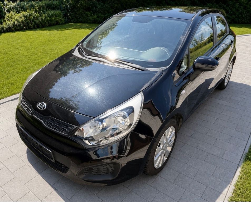Bild des Angebotes Kia Rio 1.4 CVVT 109 PS | 61.800 km | TÜV 01/202