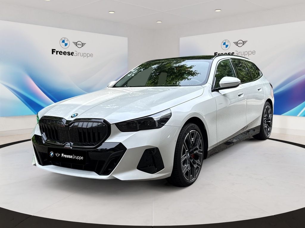 Bild des Angebotes BMW 540d xDrive Touring M Sportpaket Pro | AHK 360°