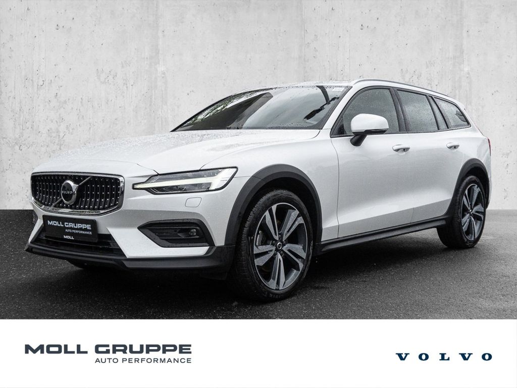 Bild des Angebotes Volvo V60 Cross Country B4 D AWD Ultimate Bright AHK