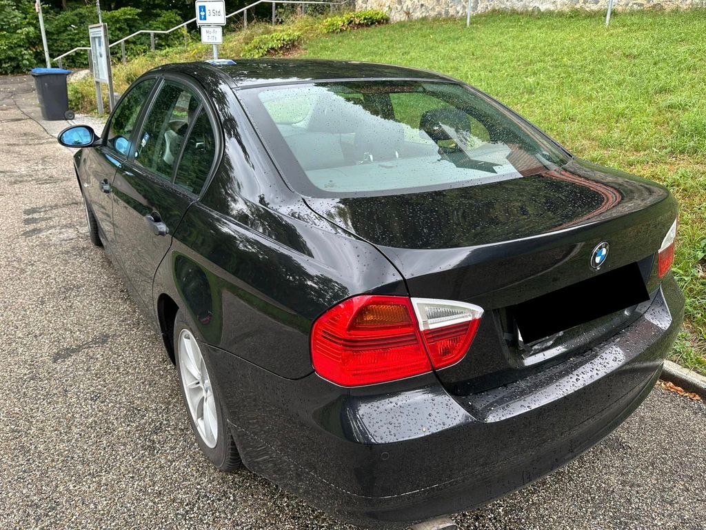 Bild des Angebotes BMW E90 320d 1. Hand 94.000 km Jahreswagen Zustand