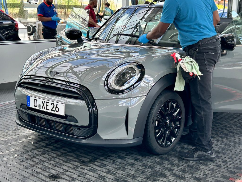 Bild des Angebotes MINI Cooper Cabrio Classic Trim Steptronic