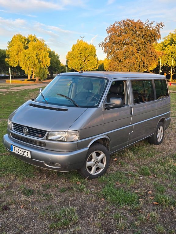 Bild des Angebotes Volkswagen T4 Caravelle 2,5-l-Diesel TDI 111kW Standard
