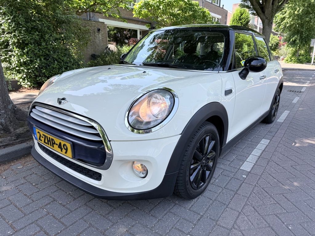 Bild des Angebotes MINI Cooper D Cooper 5 deurs 2015 Euro 6