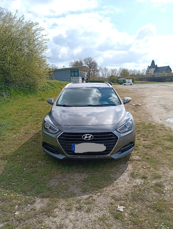 Bild des Angebotes Hyundai i40 1.7 CRDi 104kW blue Trend Trend