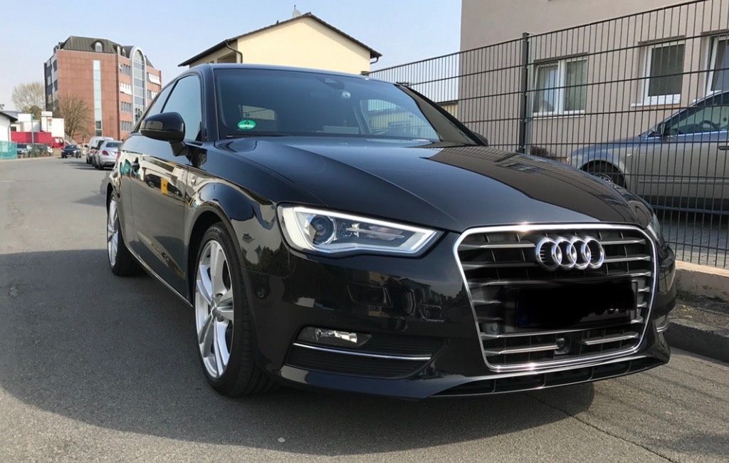 Audi A3 2.0 TDI DSG S-Line Standheizung TÜV Neu