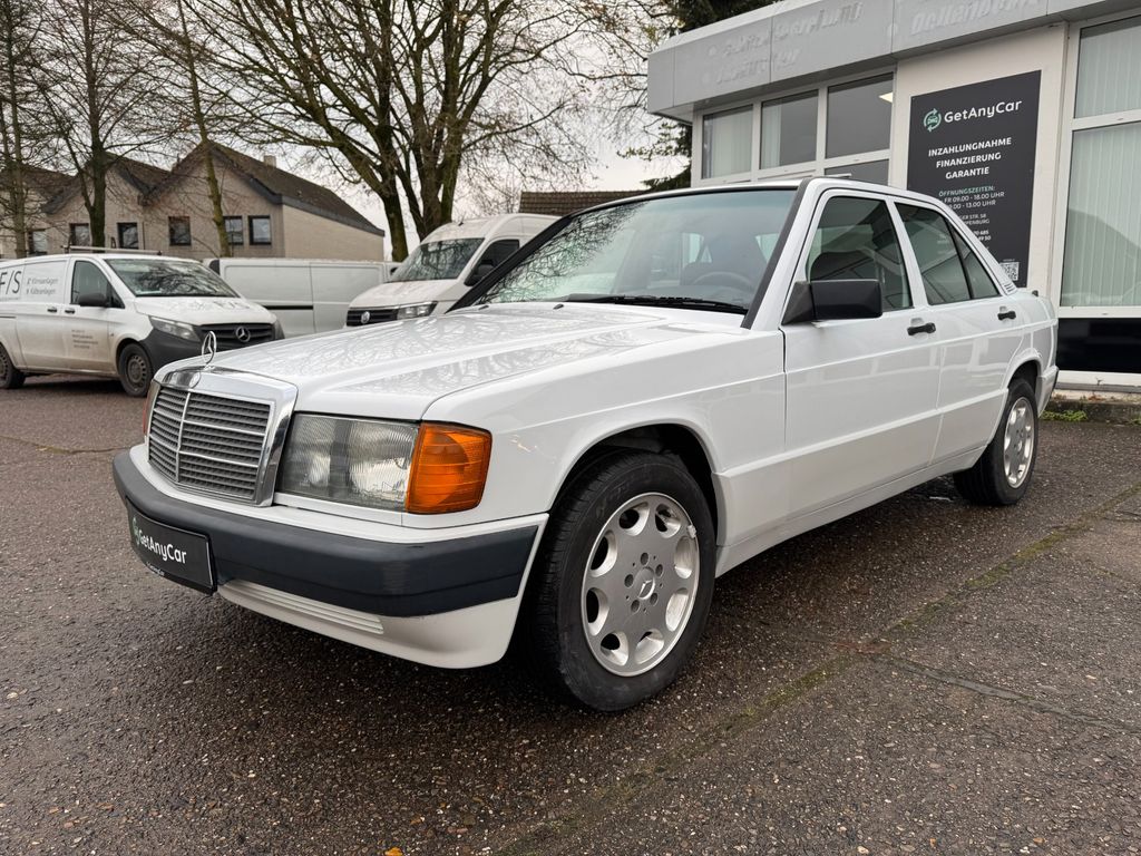 Mercedes-Benz 190 E 1.8 Schiebedach+Neu Lackierung+AHK+H-Kennz