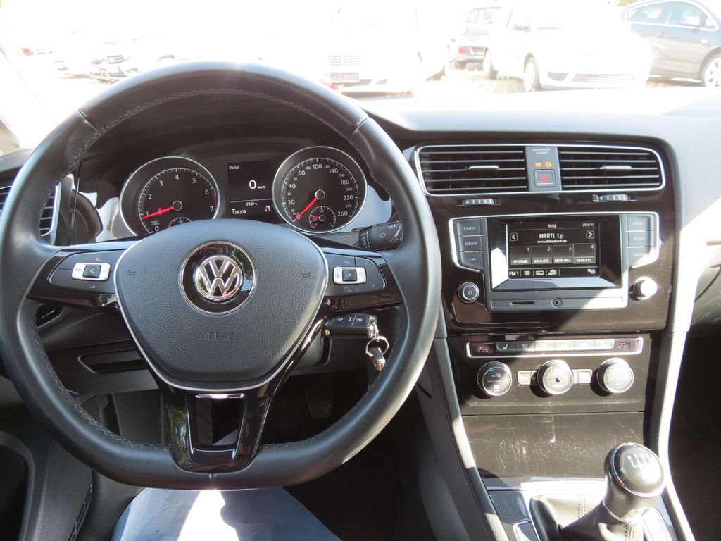 Bild des Angebotes Volkswagen Golf Highline BMT 2.Hd. 17Zoll Alcantara SHZ