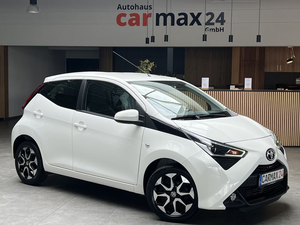 Bild des Angebotes Toyota Aygo x-play connect CarPlay Klima Tempomat Touch