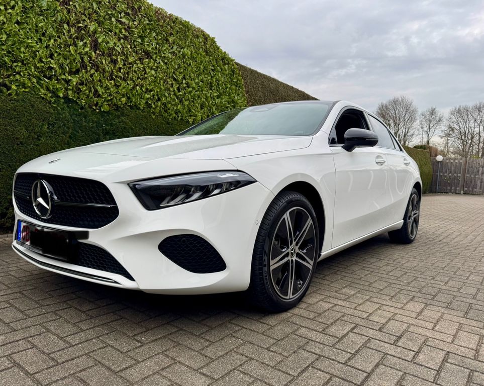 Bild des Angebotes Mercedes-Benz 250