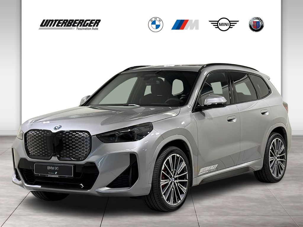 Bild des Angebotes BMW iX1 eDrive20 M Sport Pro DA+ PA+ AHK HUD HK Pano