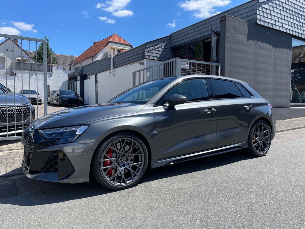 Bild des Angebotes Audi RS3 Sportback |RS-Schalensitze|ACC|SONOS|HUD|19"