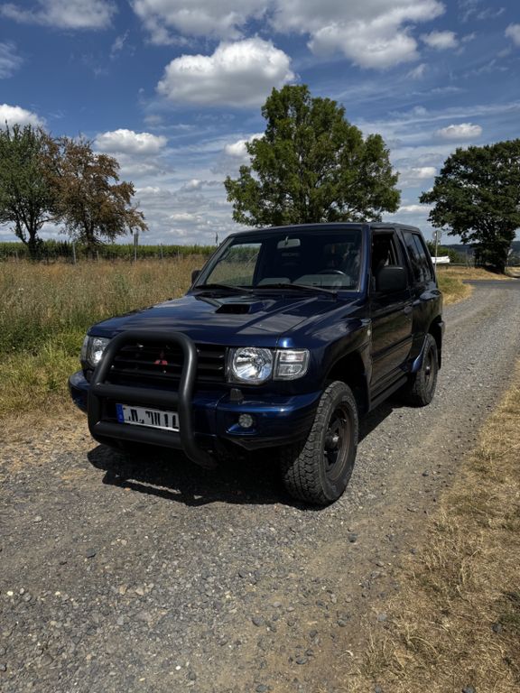 Mitsubishi Pajero 2.8TD Trophy Trophy