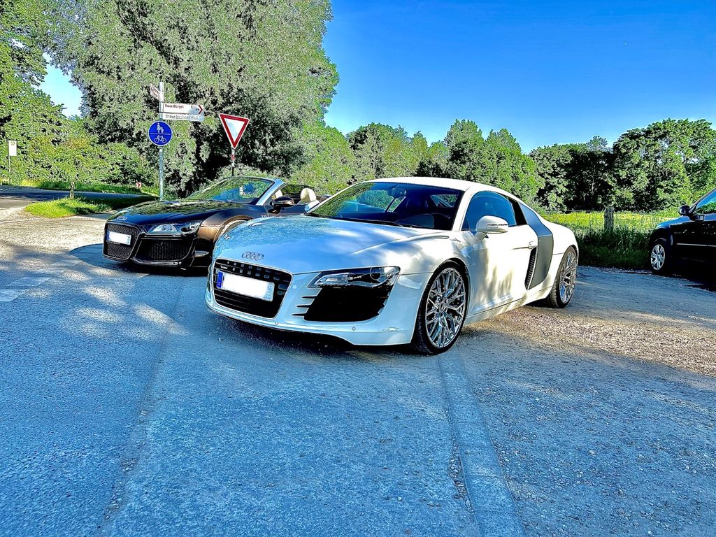 Bild des Angebotes Audi R8 4.2 FSI V8 - H&R, Scheckheft, B&O, 20 Zoll LM