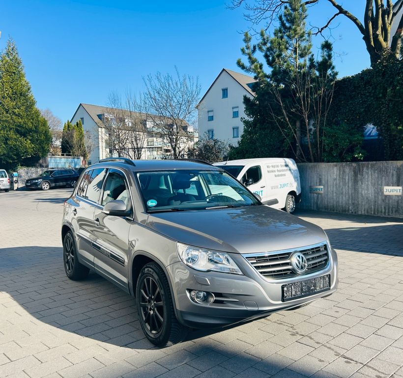 Bild des Angebotes Volkswagen Tiguan Track & Field 4Motion